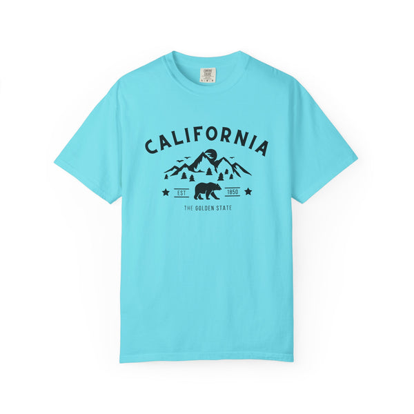 California Bear Graphic T-Shirt - Unisex, Perfect for Nature Lovers