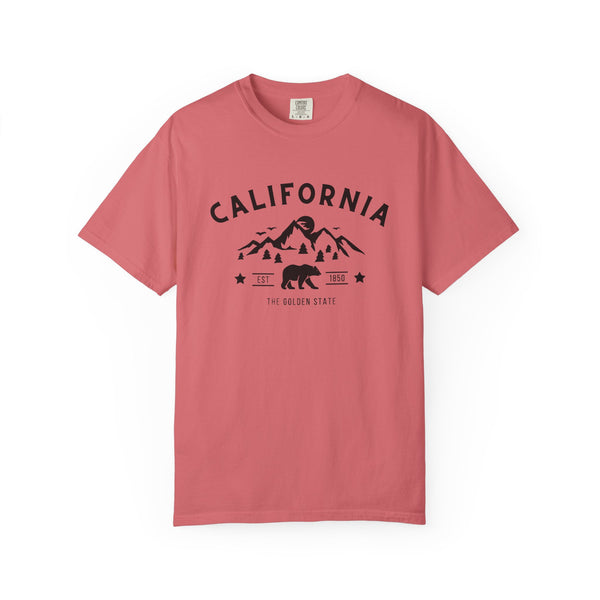 California Bear Graphic T-Shirt - Unisex, Perfect for Nature Lovers